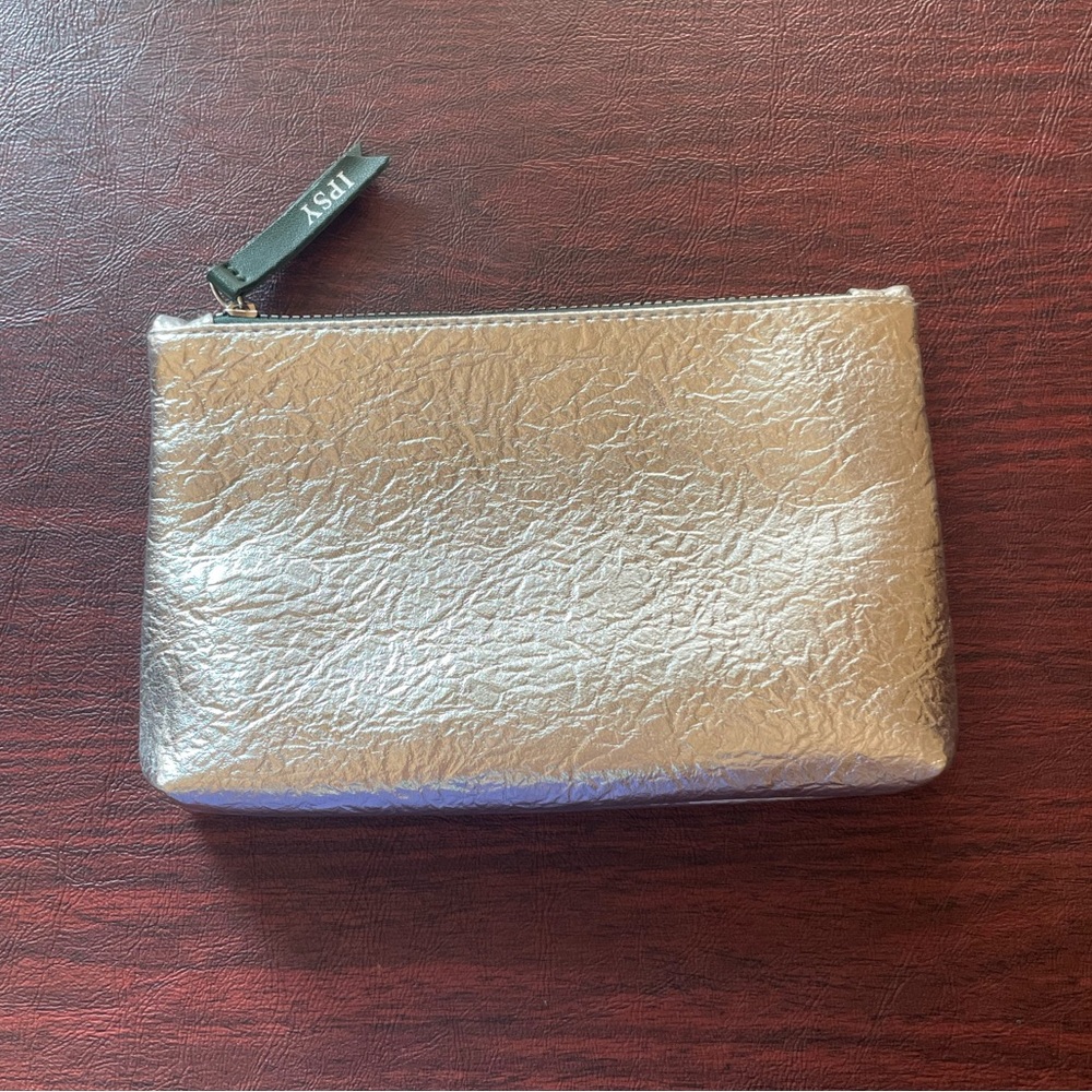 Ipsy Metallic Silver Pouch